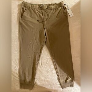 Goodfellow & Co Men's Tan Tapered Tech Jogger Pants - XL Tall